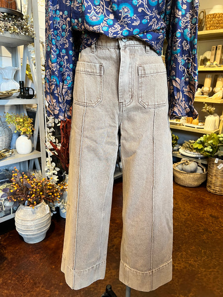 Naomi Jeans